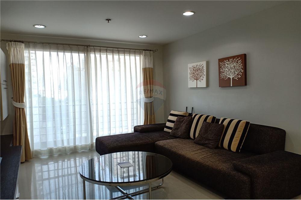 ให้เช่าคอนโด Serene Place สุขุมวิท 24